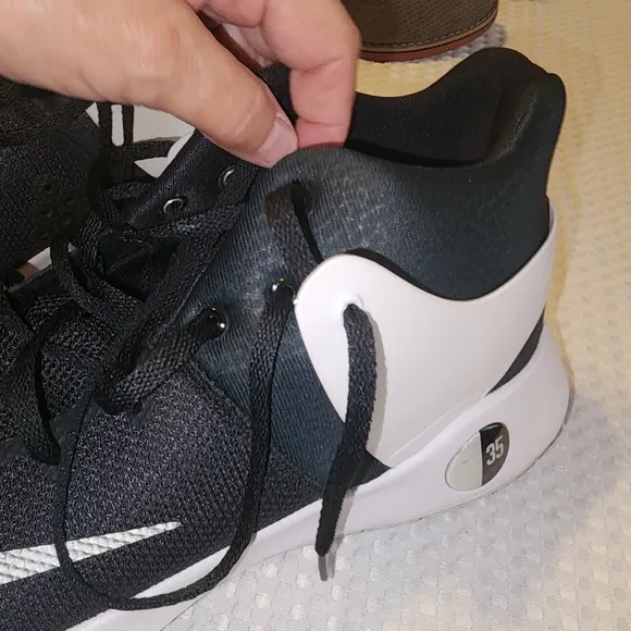 NIKE KEVIN DURANT EUC MENS SIZE 13 BASKETBALL SNEAKERS SHOES
