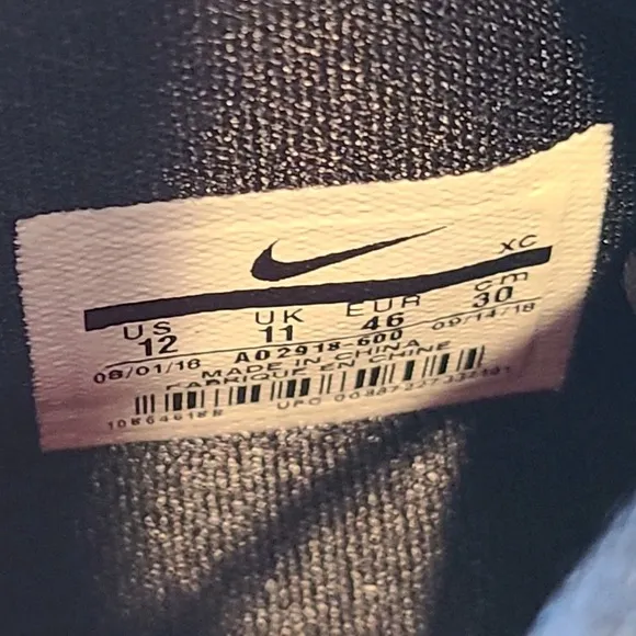 Nike Kyrie 5 Bred AO2918-600 Size 12 Basketball shoes Black Red