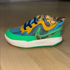 Nike Kyrie 8 SE (TD)