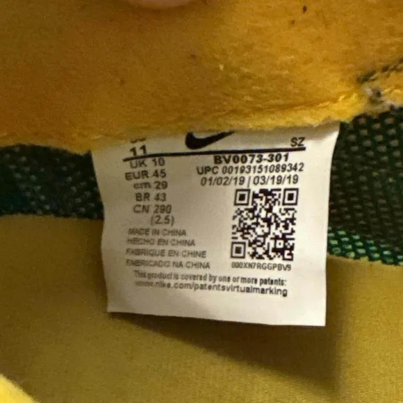 Nike LDWaffle x Sacai Pine Green Yellow Pink