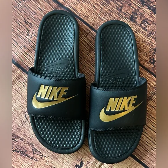 Nike Mens Benassi JDI Slides - *Black / Metallic Gold* - *Size 9