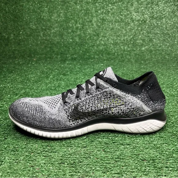 Nike Mens Free Rn Flyknit 942838-101 Black Oreo Running Shoes Sneakers Size 10.5