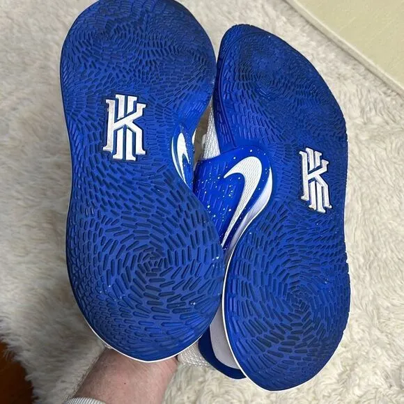 Nike Men's Kyrie Low 2 TB Lace Up Athletic Sneaker Shoes Rush Blue White Size 14