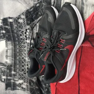 Nike men's quest 4 shoes