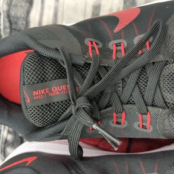 Nike men's quest 4 shoes