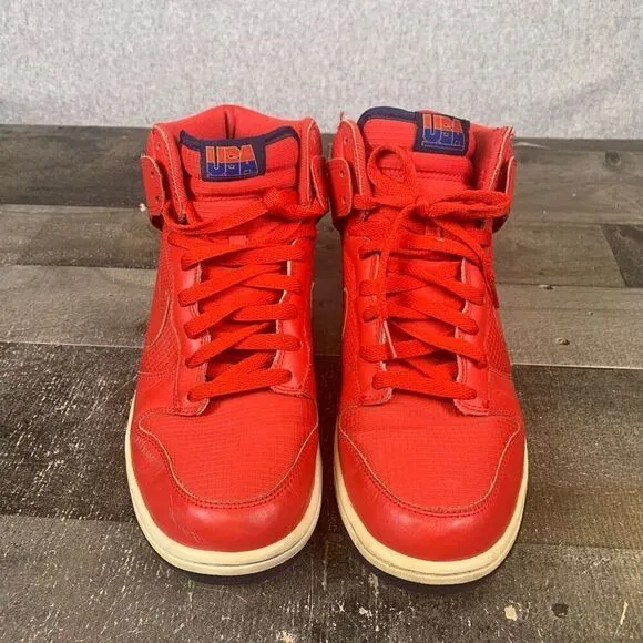 Nike Men’s Size 10.5 Dunk High Top Basketball Shoes Red Athletic Sneakers Retro