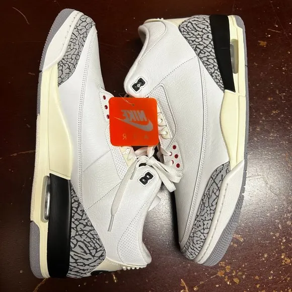 Nike Mens White Cement Re-imagined Air Jordan 3 DN3707-100 Athletic Shoes Sz 17