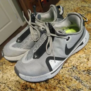 Nike PG 4 TB Cool Gray Basketball Athletic Shoes Sneaker CK5828-001 Men's Sz 9