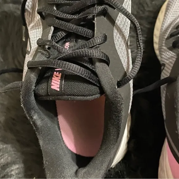 Nike Revolution 5 Running Shoes Women’s size 12 W Pink Black and Gray