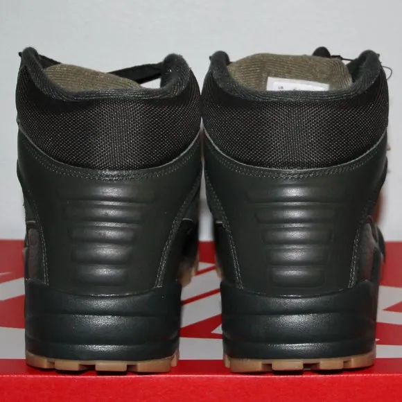 Nike Rhyodomo Gore-Tex Hiking Boots Mens 7 Womens 8.5