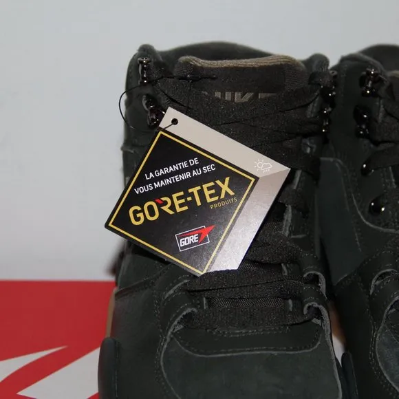 Nike Rhyodomo Gore-Tex Hiking Boots Mens 7 Womens 8.5
