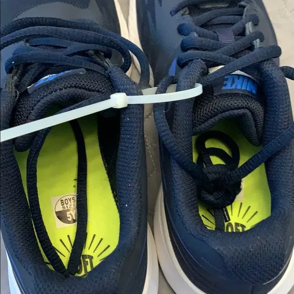 Nike running shoes for boys