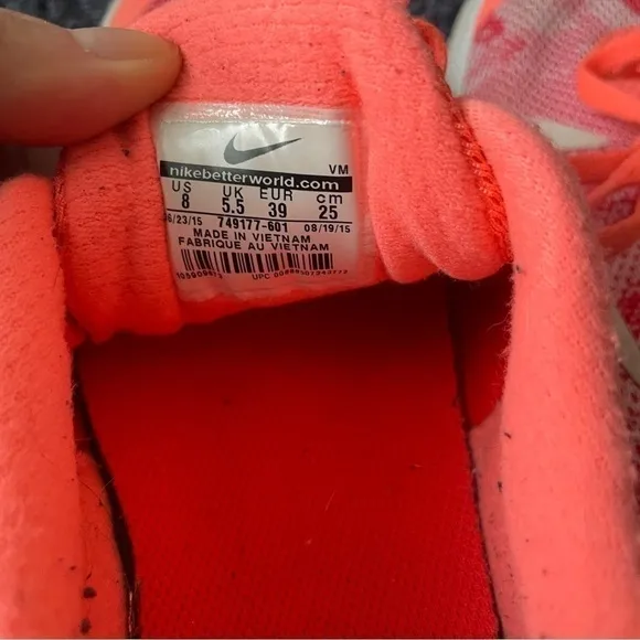 𝅺nike Running Sneaker Pink Orange Size 8
