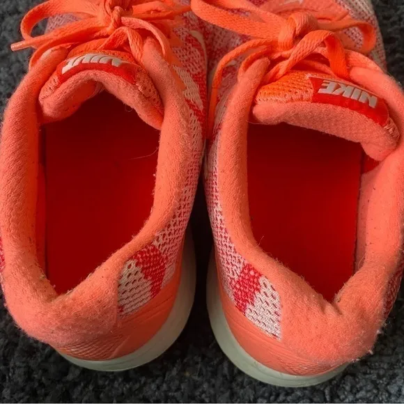 𝅺nike Running Sneaker Pink Orange Size 8