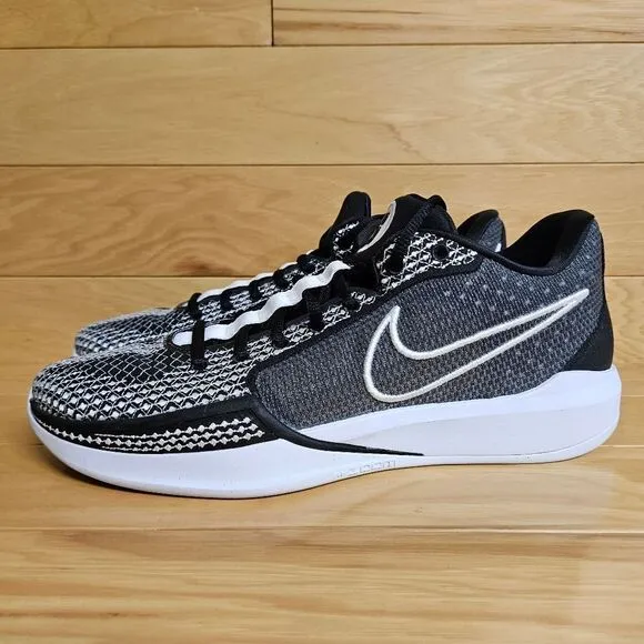 Nike Sabrina 1 TB Women's Size 11 Black White Basketball Shoes FQ3391-002