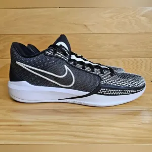 Nike Sabrina 1 TB Women's Size 11 Black White Basketball Shoes FQ3391-002