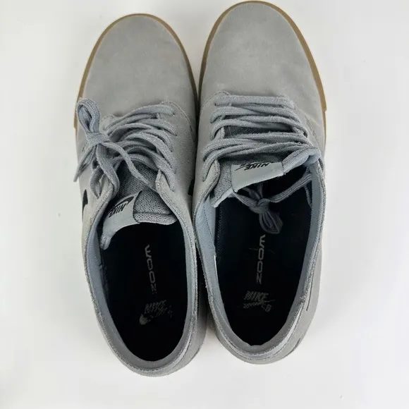 Nike SB Zoom Mens Skateboarding Shoes Size 13 Grey Suede Gum Sneakers 724954-002