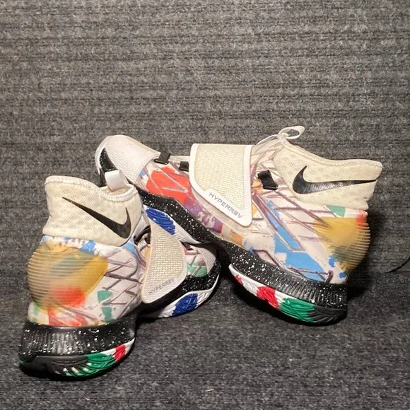 Nike Shoes Zoom Hyperrev 12/12/2015 RARE Nike Athletic Basketball Size 11.5 NEW