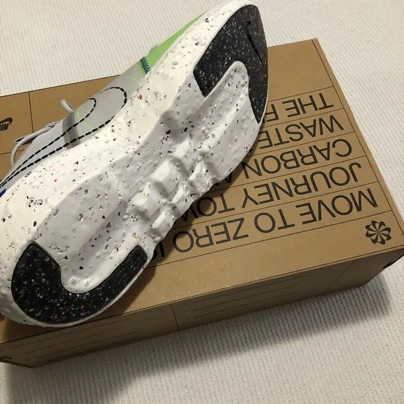 Nike Sneakers brand new never worn