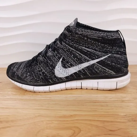 Nike Sneakers‎ Mens Size 9.5 Black White Oreo Free Flyknit Chukka Athletic Shoes