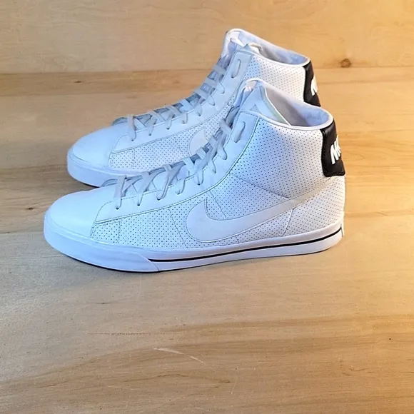 Nike Sweet Classic White Leather Men's Athletic Shoes