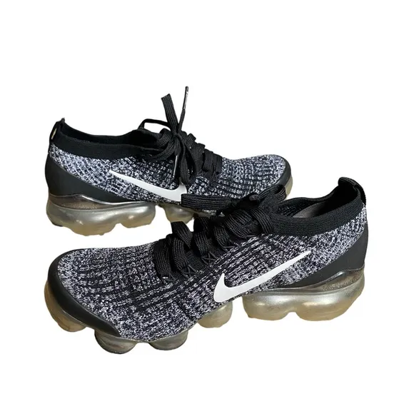 Nike Vapormax Flyknit Oreo Black Gray Running Athletic Shoes Womens 8