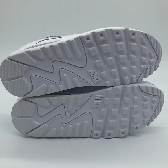 Nike WMNS Air Max 90 White Snakeskin White Black Sneakers DZ5212-100