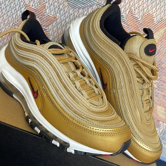 Nike WMNS Air Max 97Metallic Gold/Black/White/ Varsity RedSize 6.5DQ9131-700