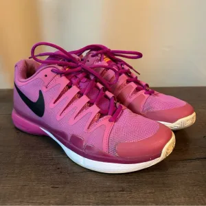 Nike Women's Vapor 9.5 Tour Purple Athletic Shoes