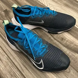 Nike Youth Air Zoom Tempo FK Flyknit Running Shoes