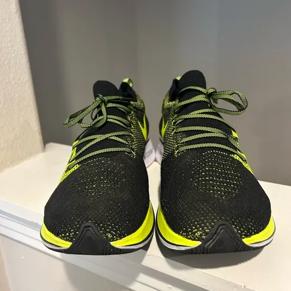 Nike Zoom Fly Flyknit Mens Size 12 Racing Black Volt Athletic Shoes BV6103-002
