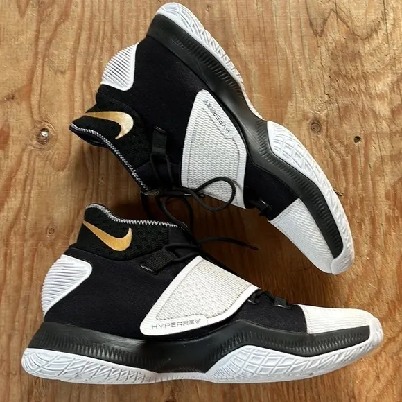 NIKE Zoom Hyperrev Black White Gold 820224-071 Basketball Shoes/Sneakers 10.5