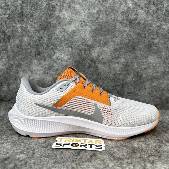 Nike Zoom Pegasus 40 Tennessee Volunteers Running Shoes Mens 9 Vols DZ5980-100