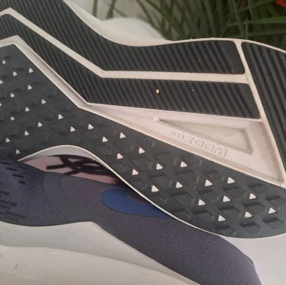 Nike Zoom Winflo 6 AQ7497-009 Running Shoes Navy Men's Size 9
