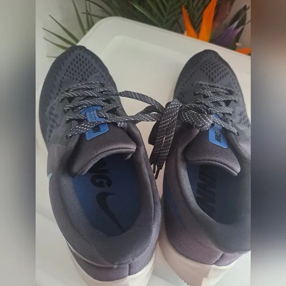 Nike Zoom Winflo 6 AQ7497-009 Running Shoes Navy Men's Size 9