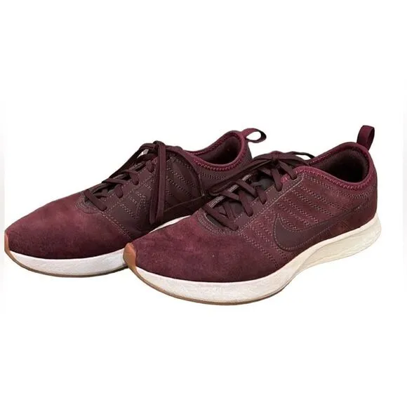 Nike Athletic Suede Shoes Size 7.5