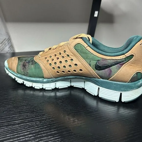 Nike Free 5.0 Liberty Of London Women's Size 10 Running Shoes Sneakers Green