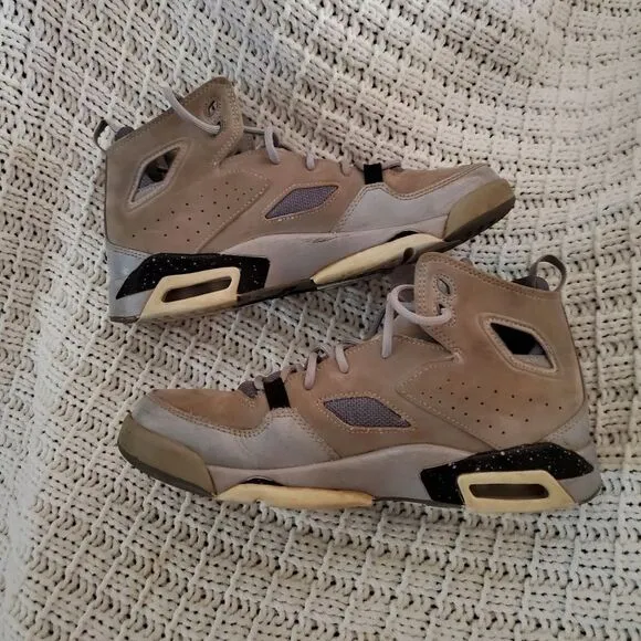 Nike Jordan Flight Club 91 Wolf Grey Athletic Shoes