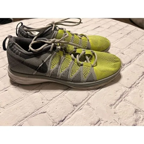 Nike Men's Size 10 Flyknit Running Shoes Gray Volt Neon Yellow Athletic Workout