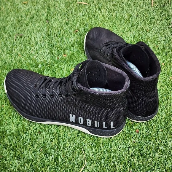 NOBULL - Womens Athletic Shoes - SIZE 8