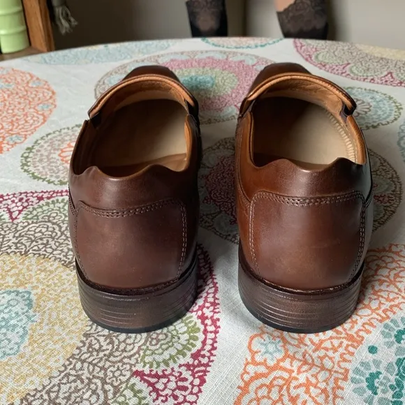 NWOB Johnston &amp; Murphy Reeves Run-Off Venetian Loafers Dress Shoes 11
