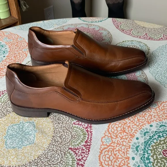 NWOB Johnston &amp; Murphy Reeves Run-Off Venetian Loafers Dress Shoes 11