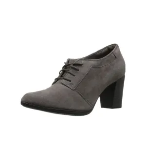 NWOT Clarks Women's Araya Hale Lace Up Shoe Grey Goat Suede Size 7