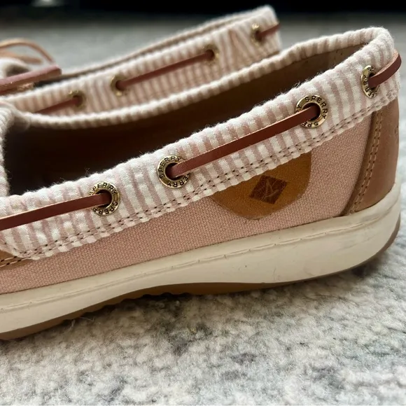 NWOT Sperry Angelfish Boat Shoe Seersucker Topsider Rose Pink Slip-On Shoes