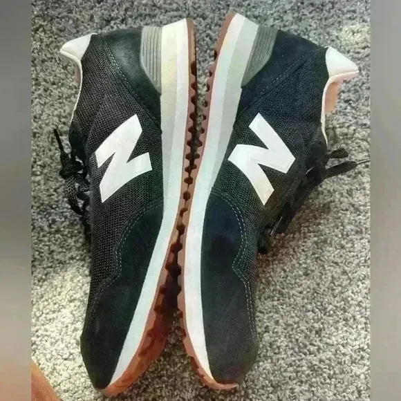 NWT Balance 515 Black/White Men's Suede Athletic Running Shoes  size 11.5