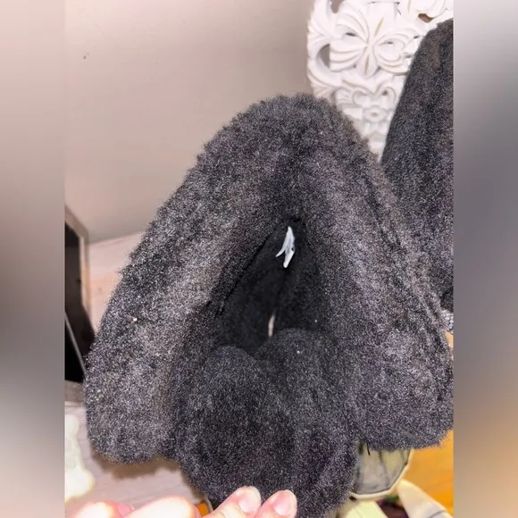 NWT BearPaw Denali Boots