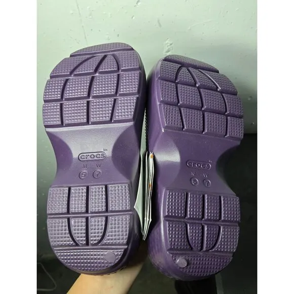 NWT Crocs Purple Stomp Clog Mens 5 Womens 7 Comfort Sandals Summer Chunky Goth