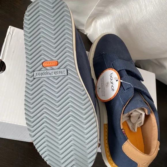 NWT Hush Puppies Heath Sneaker HL Navy
