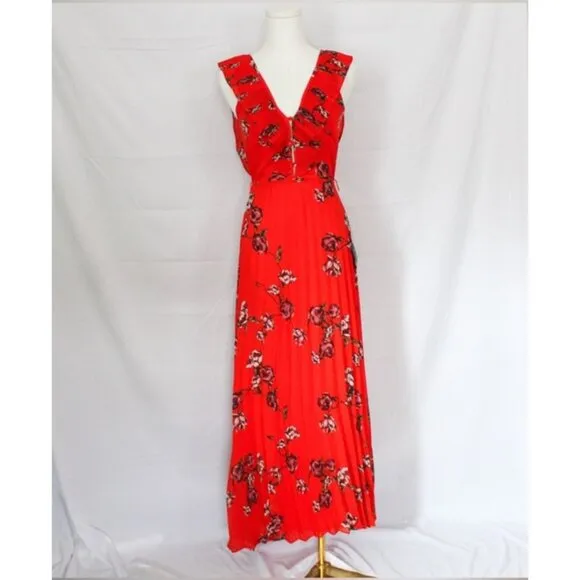 NWT Lulus Loved By You Red Orange Floral Print Pleated Chiffon Maxi Dress XS