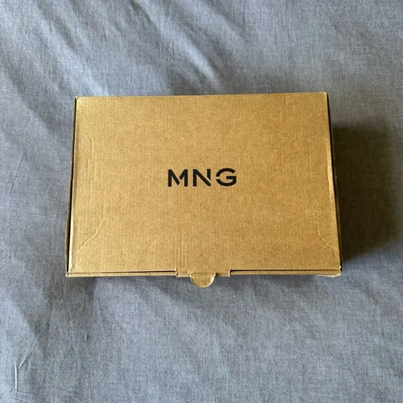 NWT Mango Women's Black Platform Loafers size 40